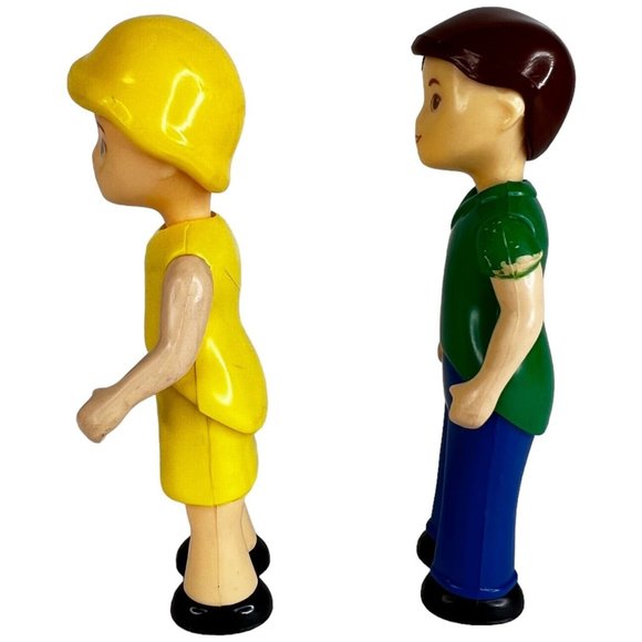 Vintage Little Tikes Dollhouse Green Shirt Dad & Yellow Dress Mom Father Mother - Picture 6 of 6